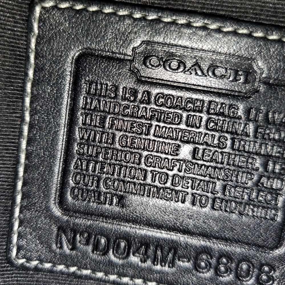 Coach purse - Picture 4 of 5